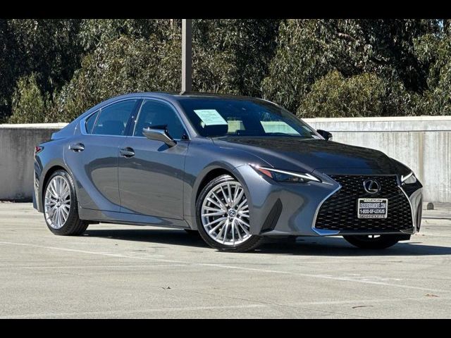 2024 Lexus IS 300