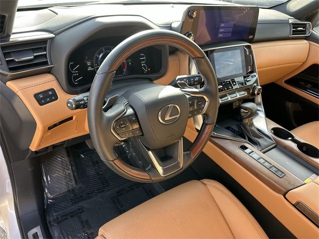 2024 Lexus LX LX 600 Luxury