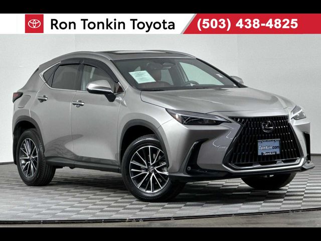 2024 Lexus NX 450h+ Luxury