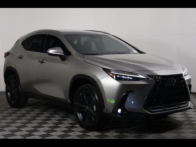 2024 Lexus NX 450h+ Luxury