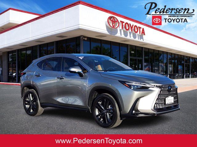 2024 Lexus NX 450h+ Luxury