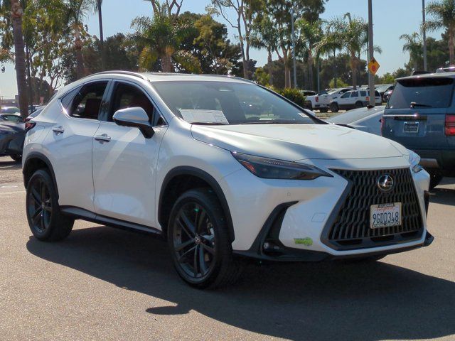 2024 Lexus NX 450h+ Luxury