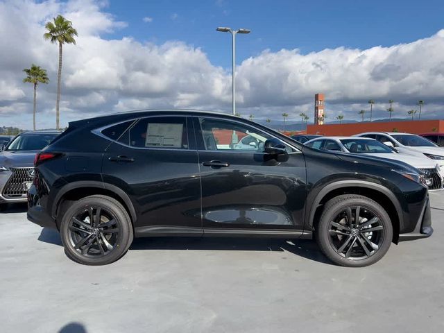 2024 Lexus NX 450h+ Luxury