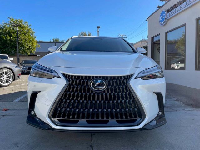 2024 Lexus NX 450h+ Luxury