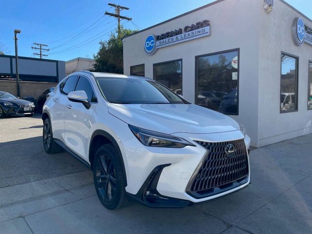 2024 Lexus NX 450h+ Luxury