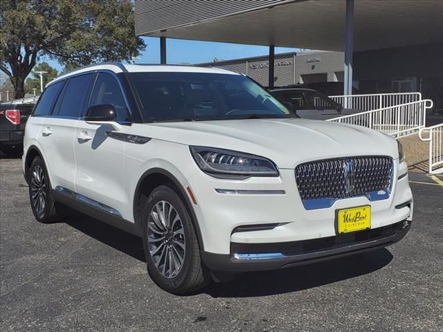 2024 Lincoln Aviator Premiere