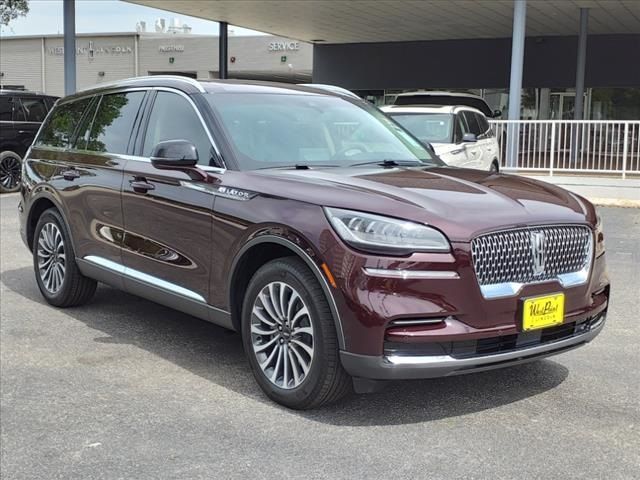 2024 Lincoln Aviator Premiere