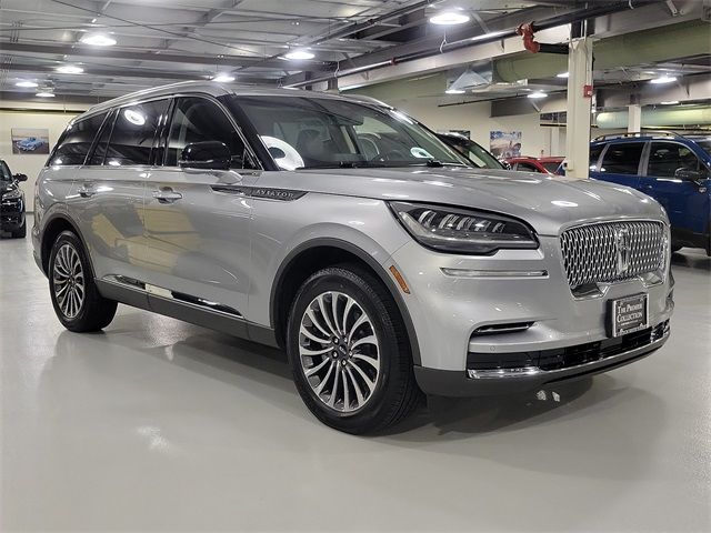 2024 Lincoln Aviator Premiere