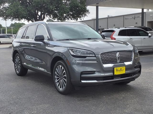 2024 Lincoln Aviator Premiere