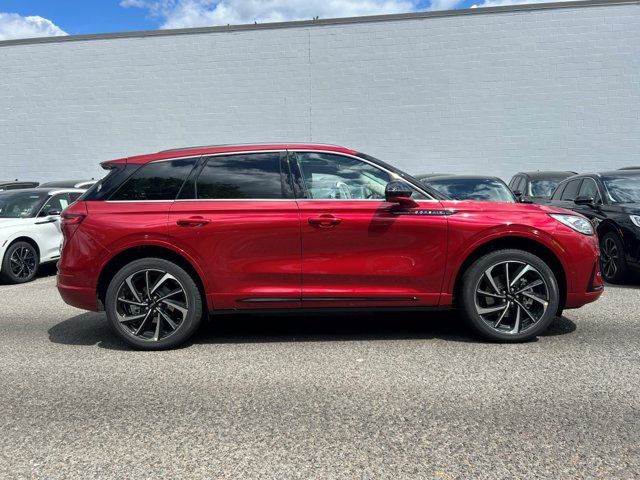 2024 Lincoln Corsair Grand Touring