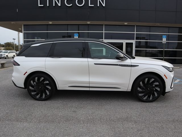 2024 Lincoln Nautilus Black Label