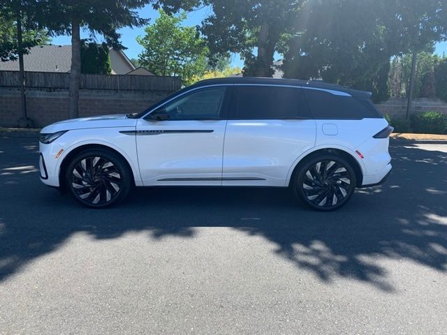 2024 Lincoln Nautilus Black Label