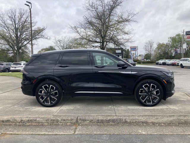 2024 Lincoln Nautilus Black Label