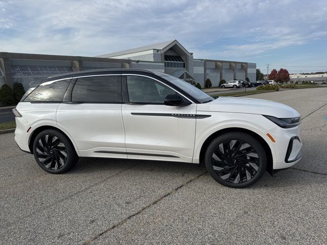 2024 Lincoln Nautilus Black Label