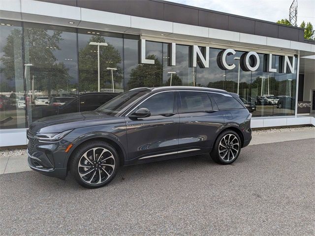 2024 Lincoln Nautilus Black Label