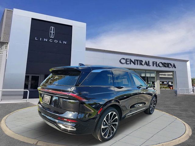 2024 Lincoln Nautilus Black Label