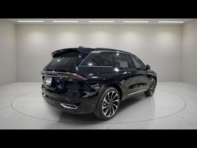 2024 Lincoln Nautilus Black Label