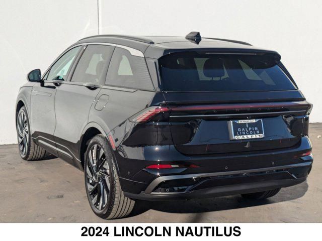 2024 Lincoln Nautilus Black Label