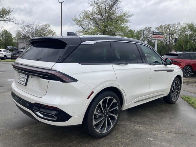 2024 Lincoln Nautilus Black Label