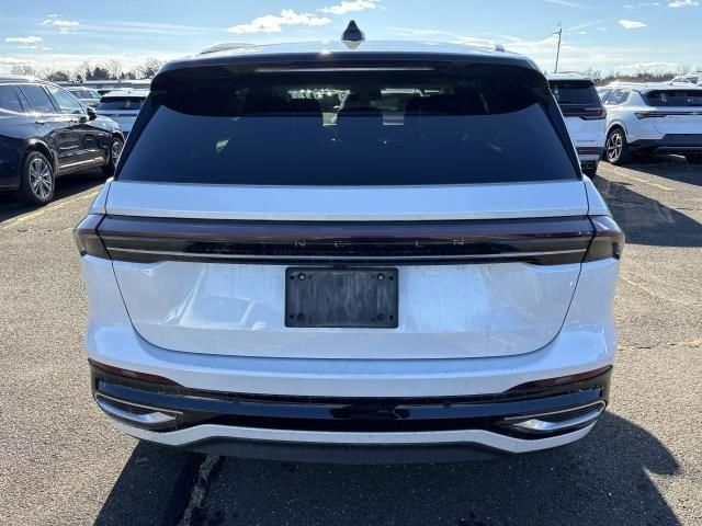 2024 Lincoln Nautilus Reserve