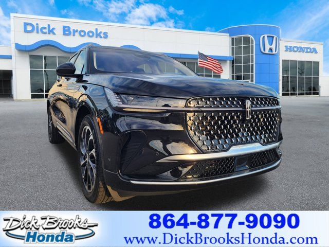 2024 Lincoln Nautilus Reserve