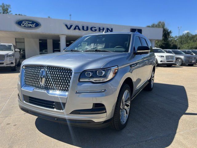 2024 Lincoln Navigator Premiere