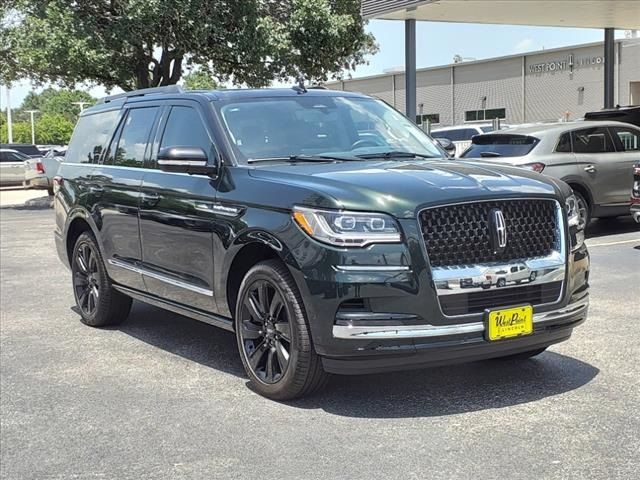 2024 Lincoln Navigator Black Label