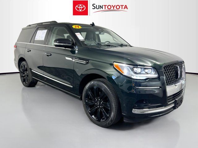 2024 Lincoln Navigator Black Label