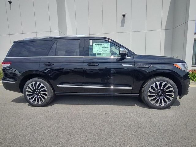 2024 Lincoln Navigator Black Label