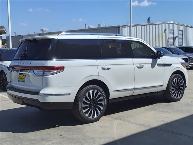 2024 Lincoln Navigator Black Label