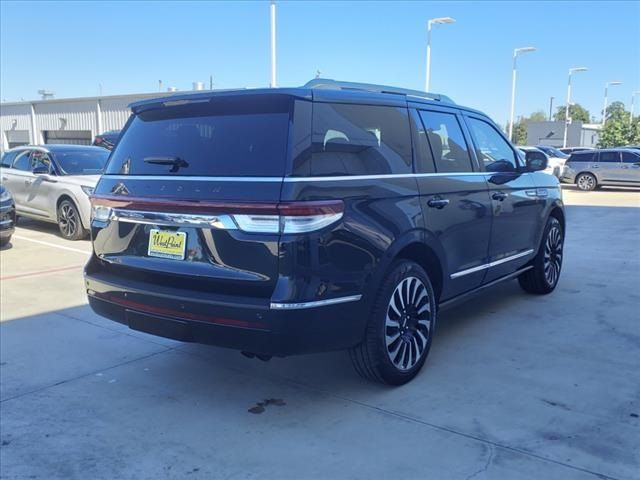 2024 Lincoln Navigator Black Label