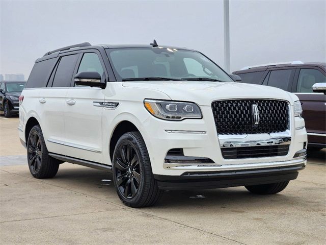 2024 Lincoln Navigator Black Label