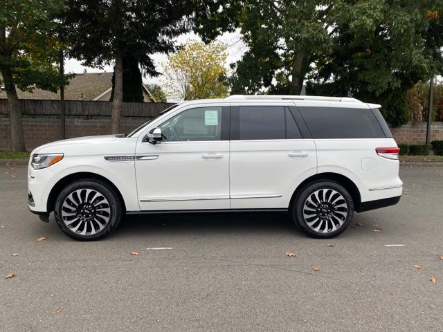 2024 Lincoln Navigator Black Label