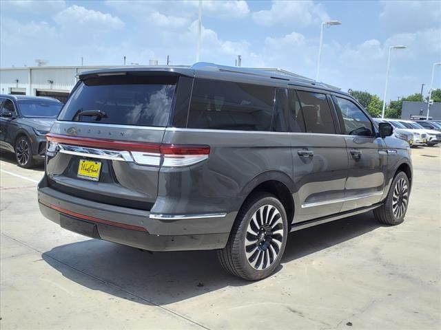 2024 Lincoln Navigator L Black Label