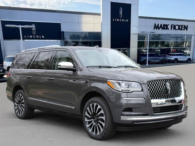 2024 Lincoln Navigator L Black Label