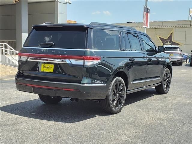 2024 Lincoln Navigator L Black Label