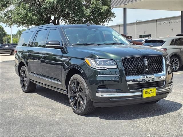 2024 Lincoln Navigator L Black Label