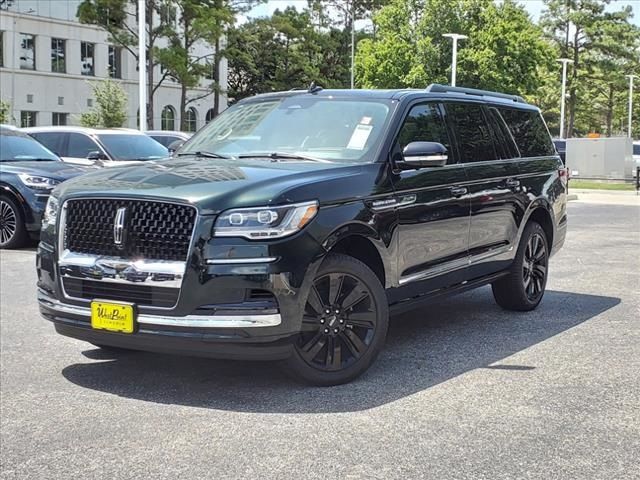 2024 Lincoln Navigator L Black Label