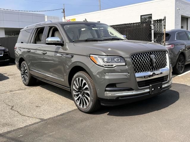 2024 Lincoln Navigator L Black Label