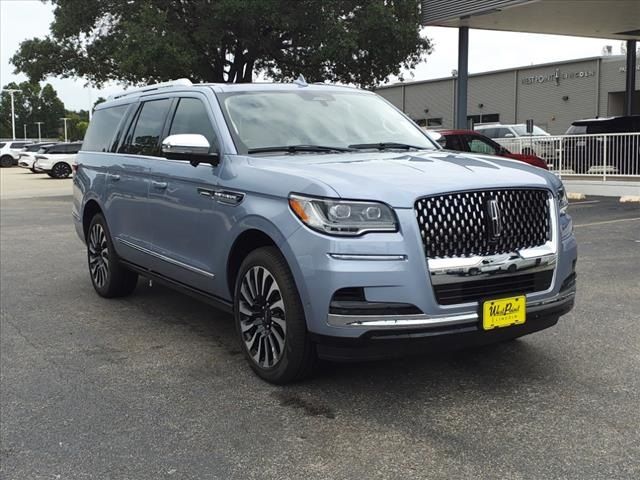 2024 Lincoln Navigator L Black Label