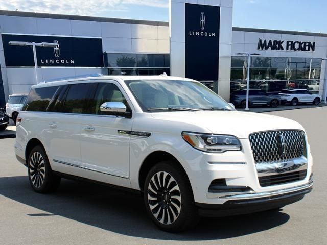 2024 Lincoln Navigator L Black Label