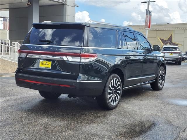 2024 Lincoln Navigator L Black Label