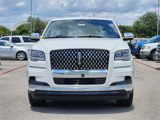 2024 Lincoln Navigator L Black Label