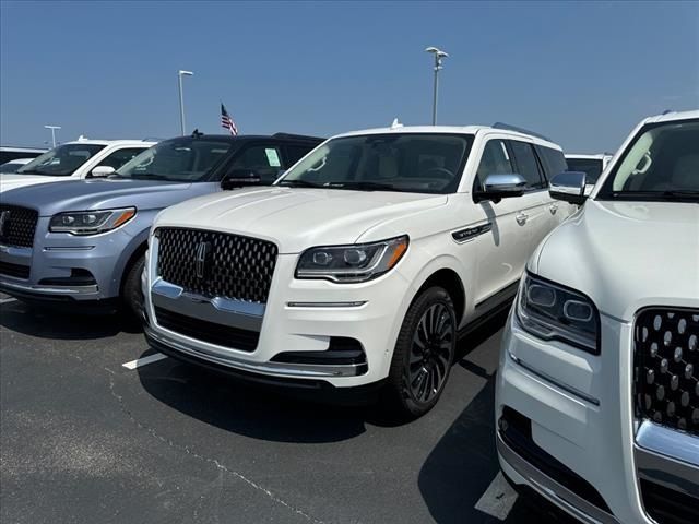 2024 Lincoln Navigator L Black Label