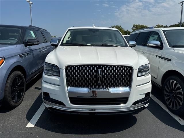 2024 Lincoln Navigator L Black Label