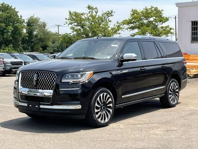 2024 Lincoln Navigator L Black Label