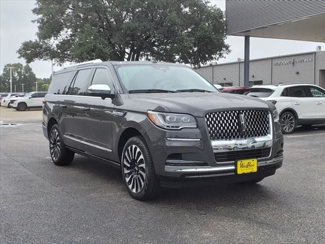 2024 Lincoln Navigator L Black Label