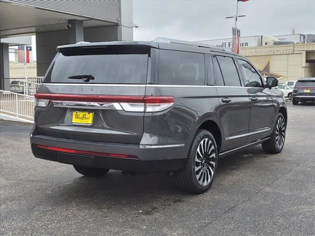 2024 Lincoln Navigator L Black Label