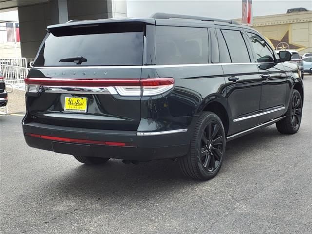 2024 Lincoln Navigator L Black Label