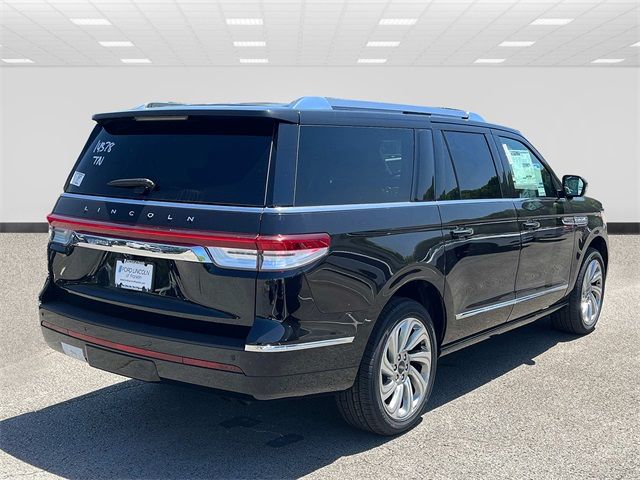 2024 Lincoln Navigator L Reserve